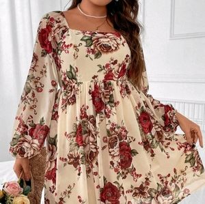 SHEIN VCAY Plus Floral Print Square Neck Lantern Sleeve Dress